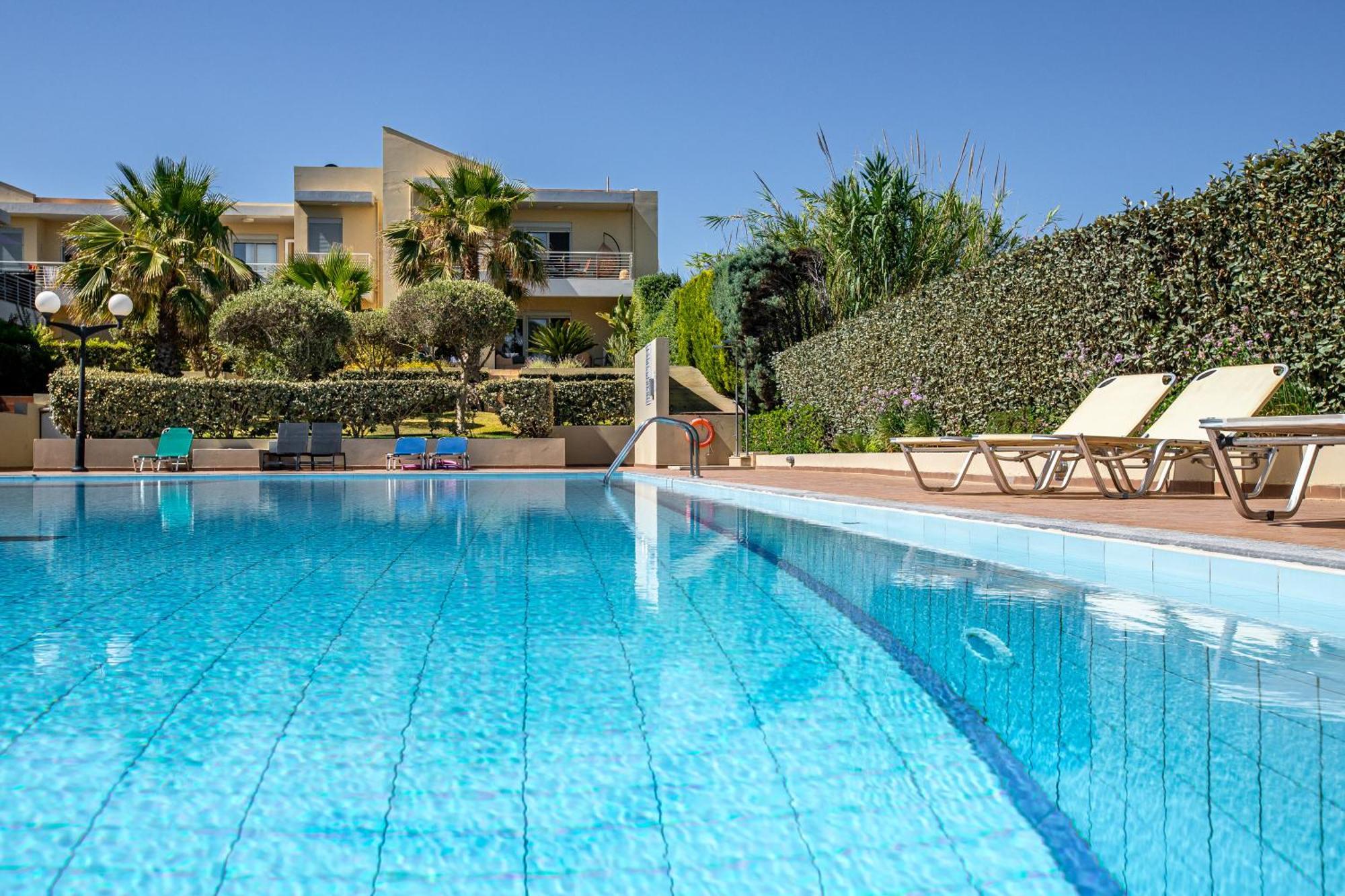 Maleme Yoga Blue Chrissi Akti Chania Exterior foto